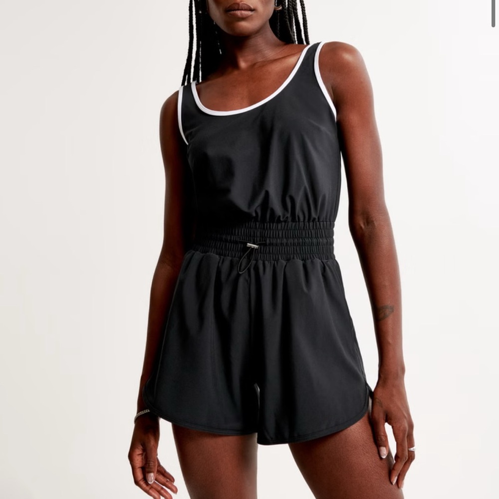 NWOT Abercrombie Traveler Jumpsuit